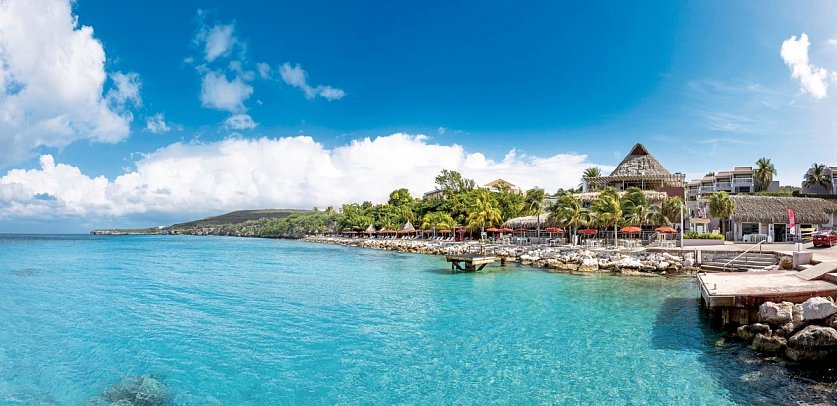 Coral Estate Luxury Resort