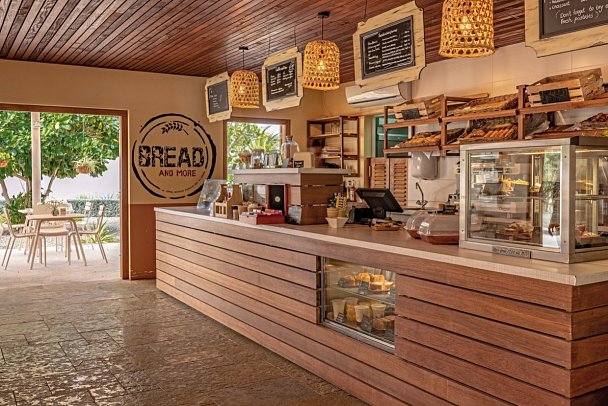 Coral Estate Luxury Resort