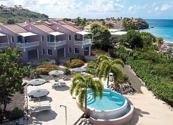 Coral Estate Luxury Resort