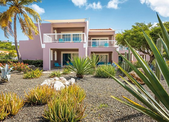 Coral Estate Luxury Resort
