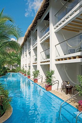 Secrets Aura Cozumel