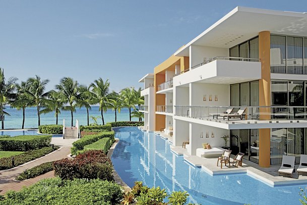 Secrets Aura Cozumel