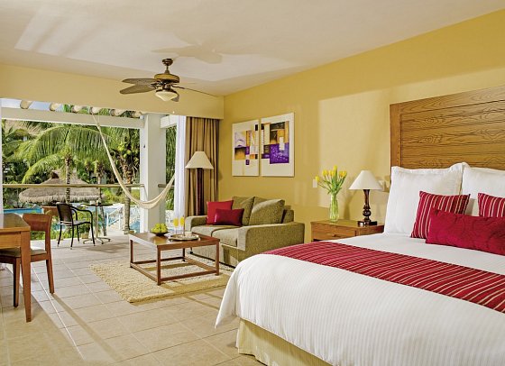 Secrets Aura Cozumel - Wohnbeispiel Juniorsuite Poolview (Zimmercodierung J1P)