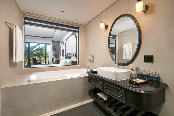 Bliss Hoi An Beach Resort & Wellness - Bad Deluxe (Zimmercodierung UD1)