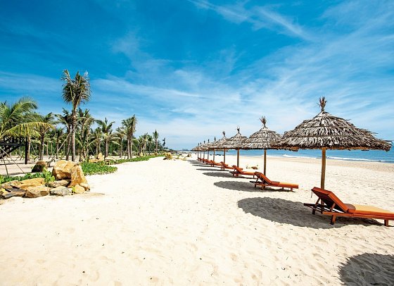 Bliss Hoi An Beach Resort & Wellness