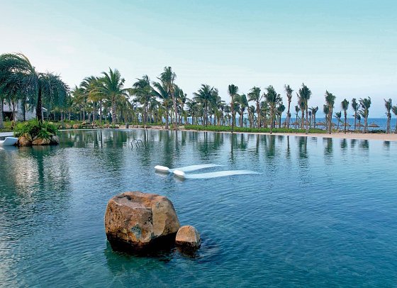 Bliss Hoi An Beach Resort & Wellness