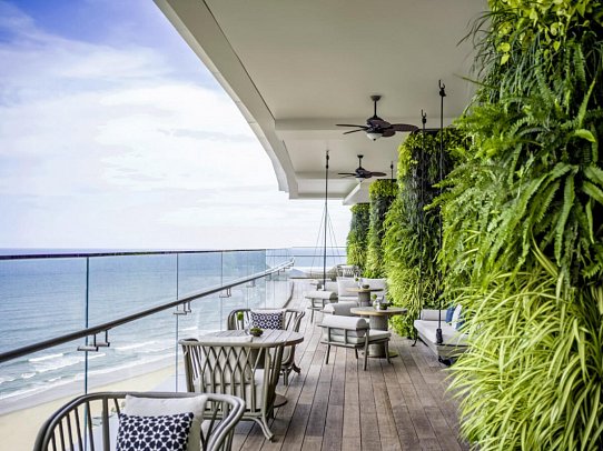 New World Hoiana Beach Resort
