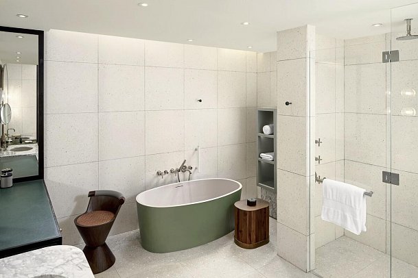 New World Hoiana Beach Resort - Badbeispiel Grand Deluxe Ocean View (Zimmercodierungen UD1 & WBM)
