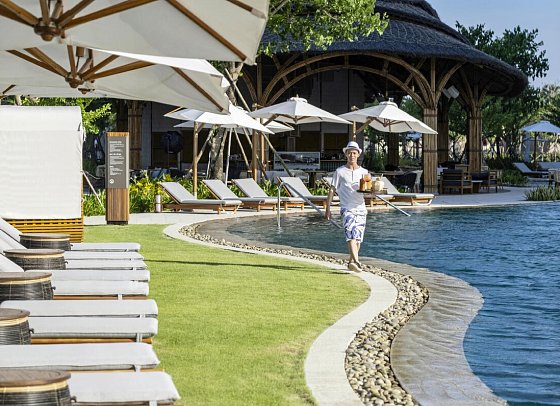 New World Hoiana Beach Resort