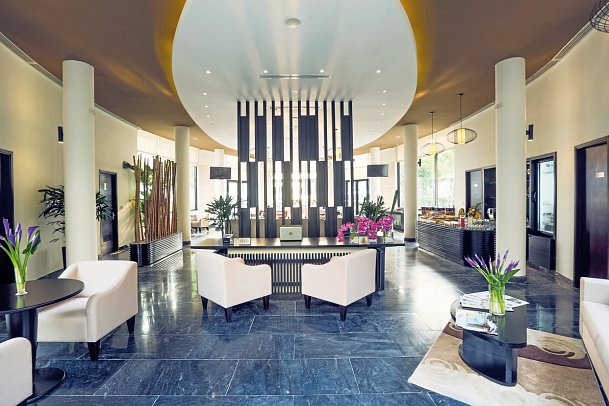 Melia Danang Beach Resort - Level Lounge