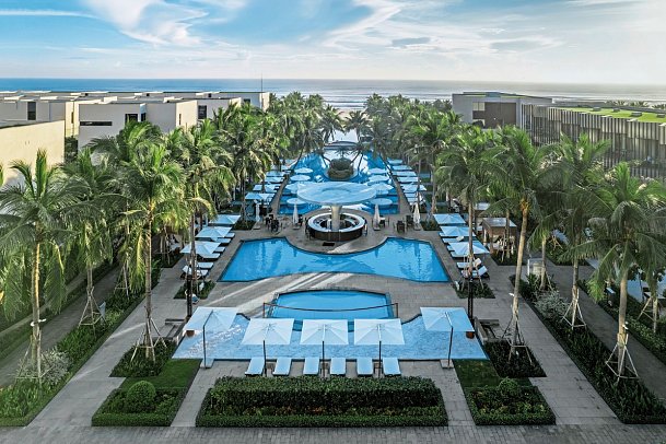 Shilla Monogram Danang
