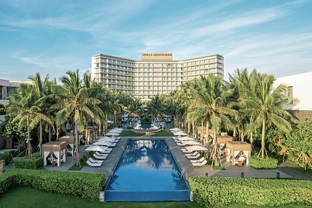 Shilla Monogram Danang