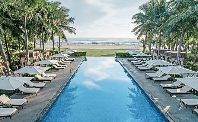Shilla Monogram Danang