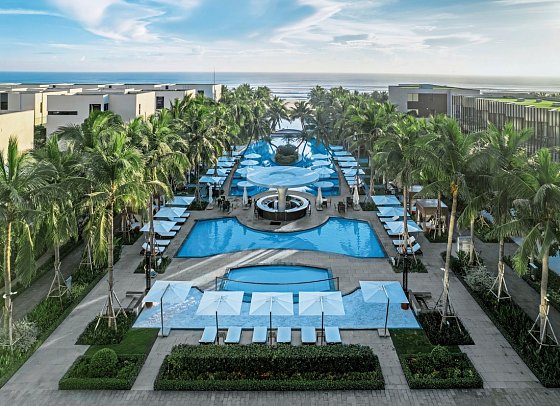 Shilla Monogram Danang
