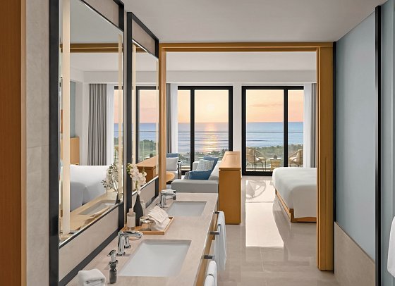 Shilla Monogram Danang - Wohnbeispiel Corner Suite Ocean View (Zimmercodierung WBM)