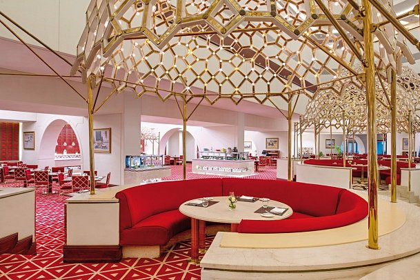 Sheraton Grand Doha Resort & Convention Hotel