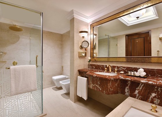 Sheraton Grand Doha Resort & Convention Hotel