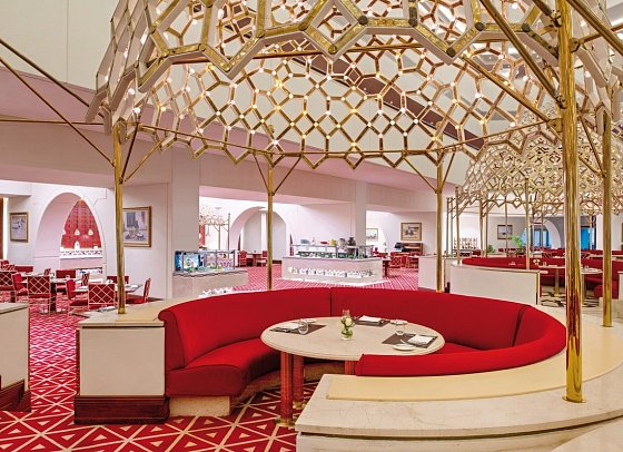 Sheraton Grand Doha Resort & Convention Hotel