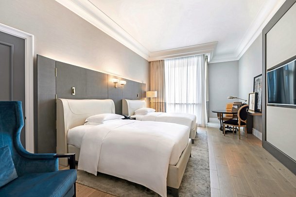 The Ritz-Carlton, Doha - Wohnbeispiel Deluxe Room (Zimmercodierung UD1)