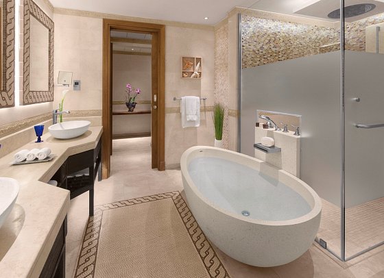 Banana Island Resort Doha by Anantara - Beispiel Bad Juniorsuite (Zimmercodierung JB1)