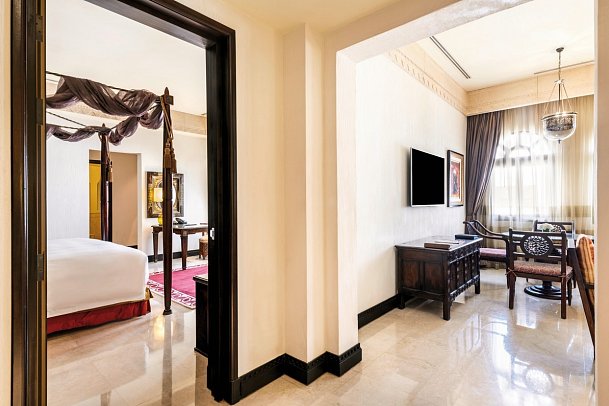 The Ritz-Carlton Sharq Village & Spa - Wohnbeispiel King Suite Sea View (Zimmercodierung WBM)