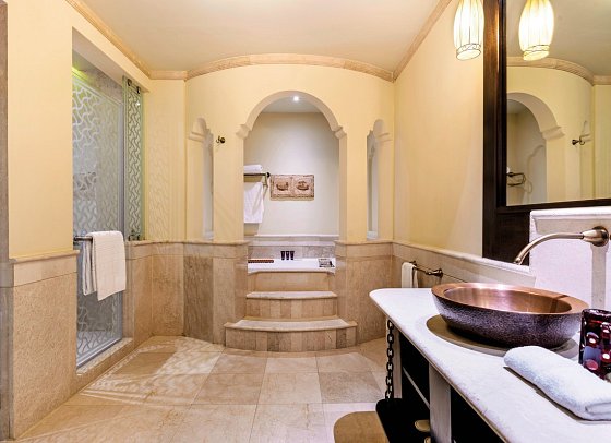The Ritz-Carlton Sharq Village & Spa - Wohnbeispiel King Suite Sea View (Zimmercodierung WBM)