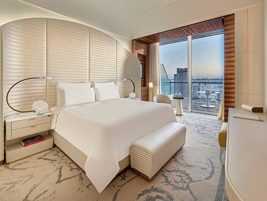 Fairmont Doha - Wohnbeispiel Fairmont City View Balcony (Zimmercodierung UD2)