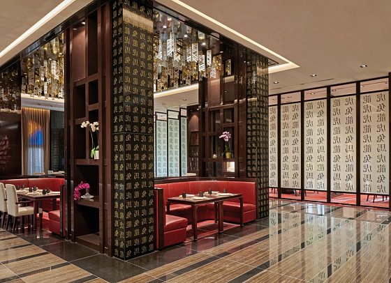 Hilton Salwa Beach Resort & Villas