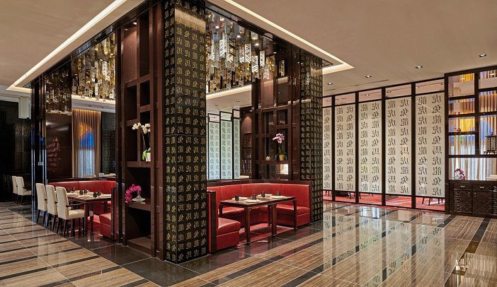 Hilton Salwa Beach Resort & Villas
