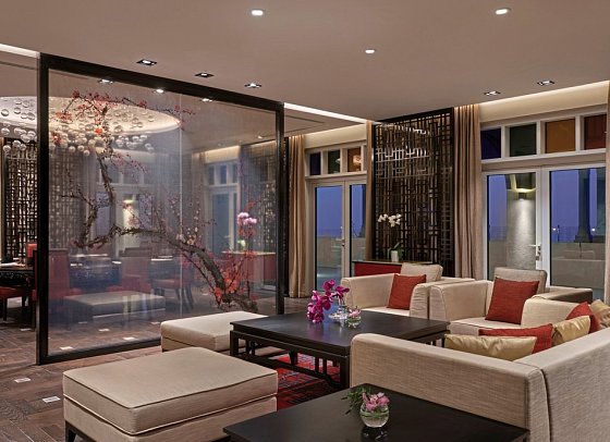 Hilton Salwa Beach Resort & Villas