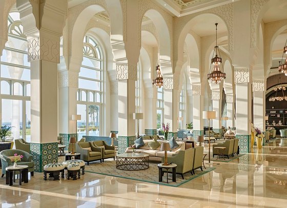 Hilton Salwa Beach Resort & Villas