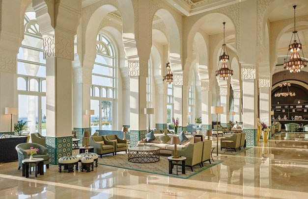 Hilton Salwa Beach Resort & Villas