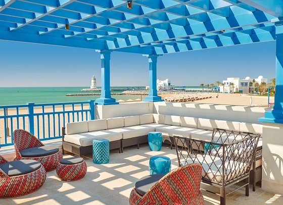 Hilton Salwa Beach Resort & Villas
