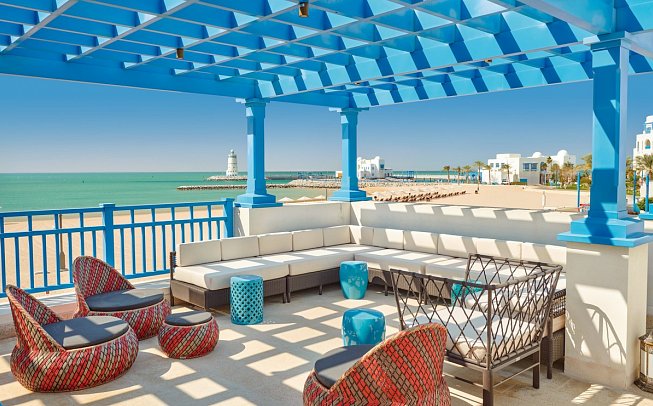 Hilton Salwa Beach Resort & Villas