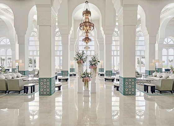Hilton Salwa Beach Resort & Villas