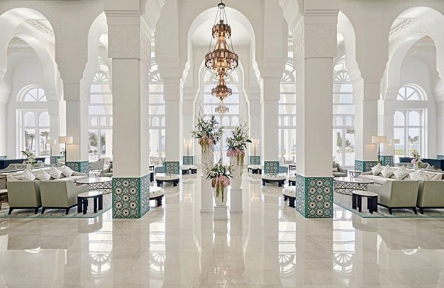 Hilton Salwa Beach Resort & Villas
