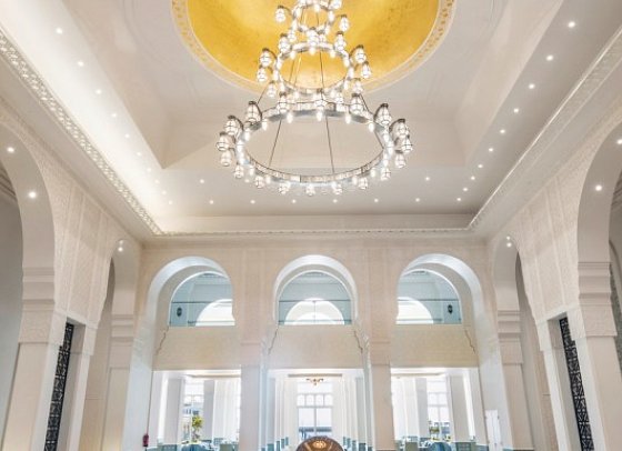 Hilton Salwa Beach Resort & Villas