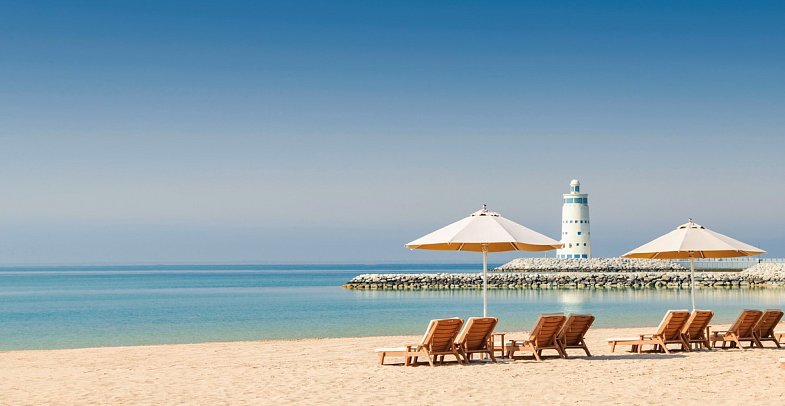 Hilton Salwa Beach Resort & Villas