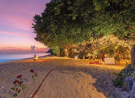 Samabe Bali Suites & Villas