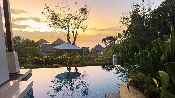 Samabe Bali Suites & Villas - Beispiel Außenbereich 2 Bedroom Ocean Pool Villa (Zimmercodierung VB3)