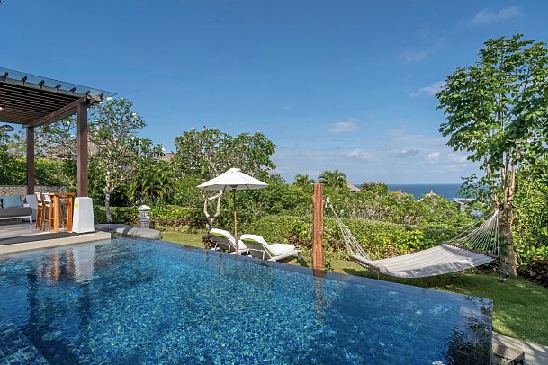 Samabe Bali Suites & Villas - Beispiel Außenbereich 2 Bedroom Ocean Pool Villa (Zimmercodierung WB2)