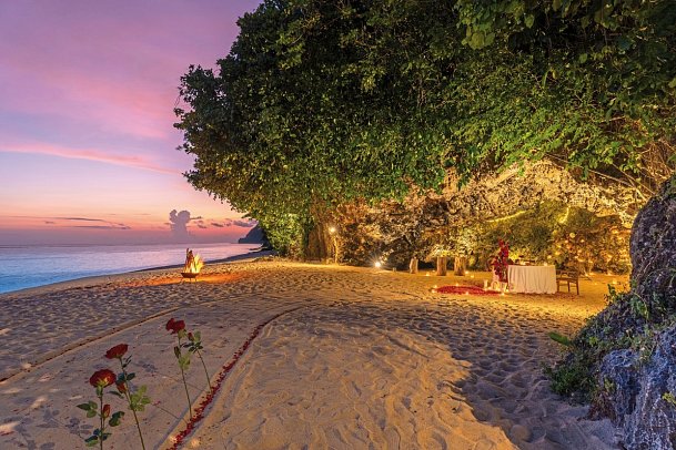 Samabe Bali Suites & Villas