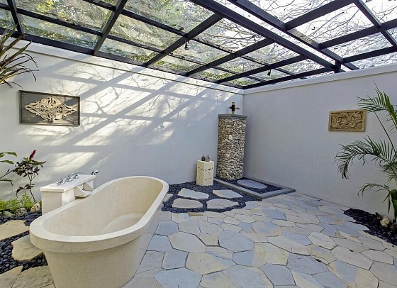 Plataran Menjangan Resort & Spa - Beispiel Bad Two Bedroom Forest Villa (Zimmercodierung VB2)
