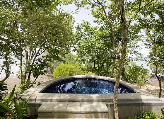 Plataran Menjangan Resort & Spa - Aussenbereich Ocean Front Pool Villa (Zimmercodierung VBR)