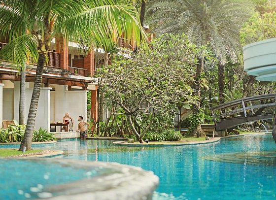 Padma Resort Legian - Wohnbeispiel Lagoon Access (Zimmercodierung UBQ)
