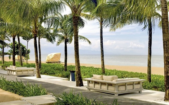 The Royal Santrian Luxury Beach Villas