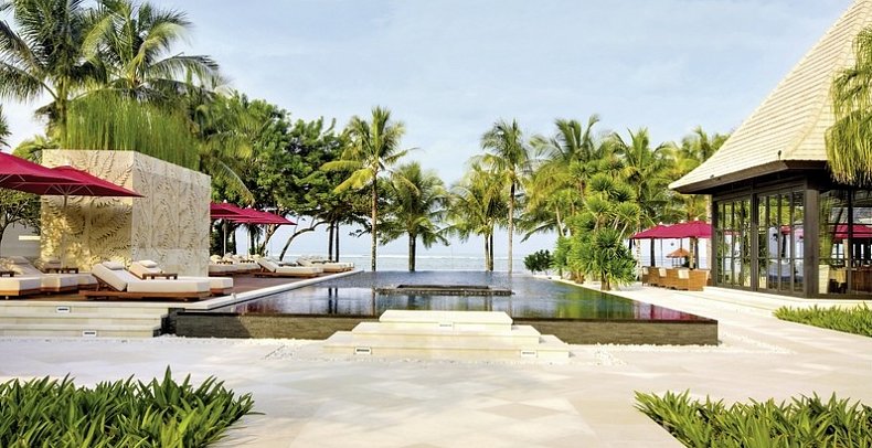 The Royal Santrian Luxury Beach Villas