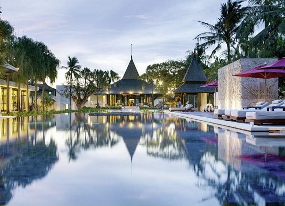 The Royal Santrian Luxury Beach Villas