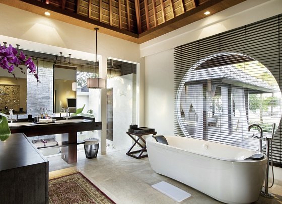 The Royal Santrian Luxury Beach Villas - Beispiel Bad Deluxe Pool Villa (Zimmercodierung VD1)