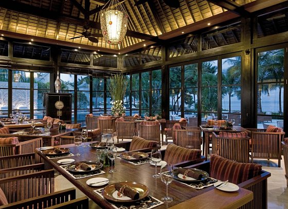 The Royal Santrian Luxury Beach Villas